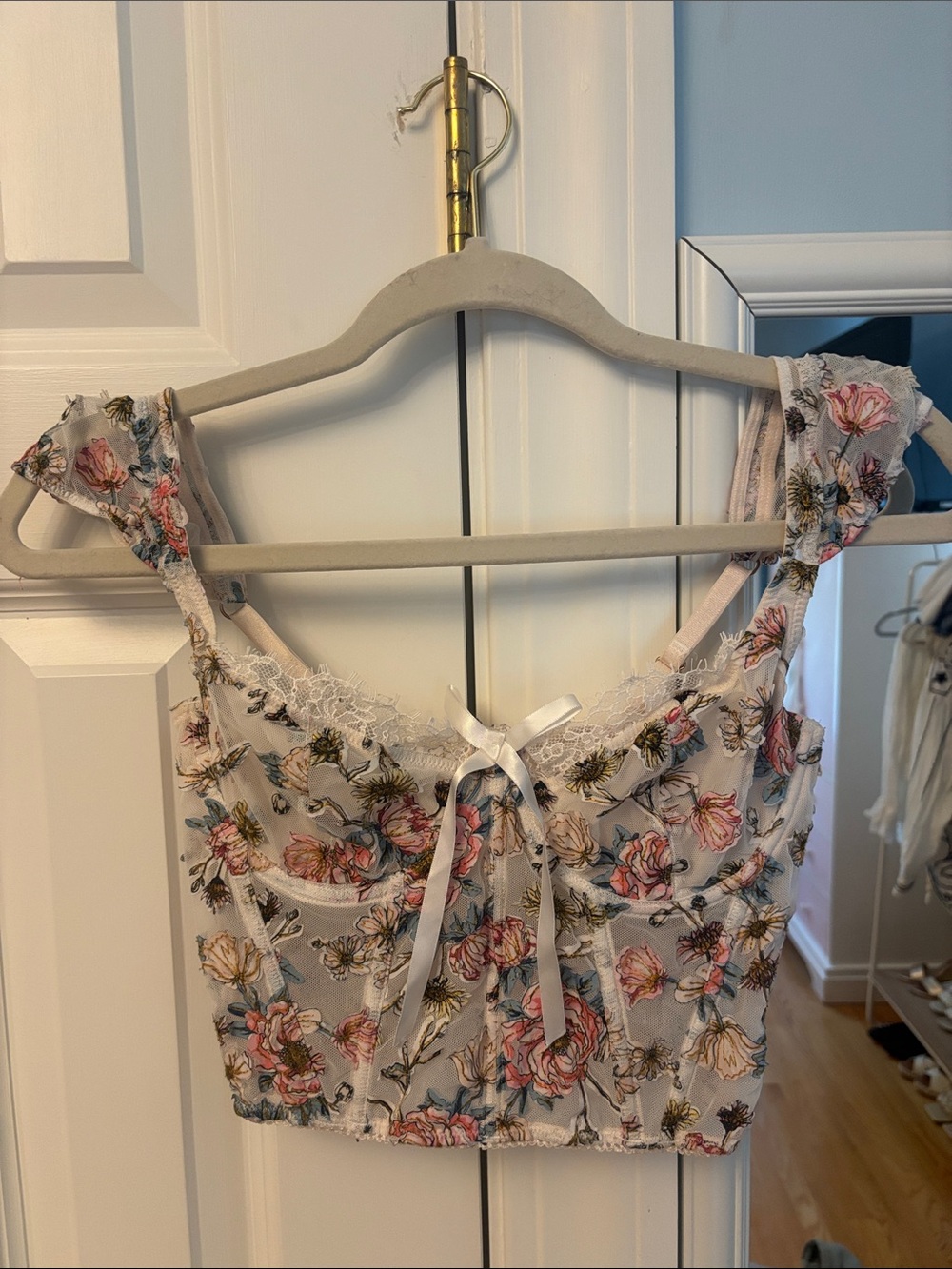 Vintage Victoria’s Secret Lace Trim Cropped Tank